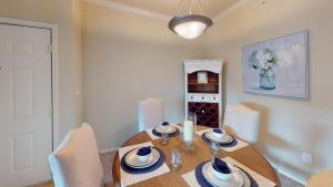 One Bedroom Apartments for Rent in Conroe, Texas - Model-Dining-Room