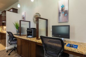 Apartments in Conroe, Texas - Cyber Cafe         