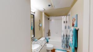 Two Bedroom Apartments for Rent in Conroe, Texas - Model-Bathroom